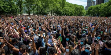2020-06-04T170426Z_1483750601_MT1SIPA000O9YFUP_RTRMADP_3_SIPA-USA-1
